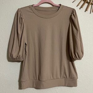 NIP Dokotoo Ribbed Knit Puff Sleeve Top